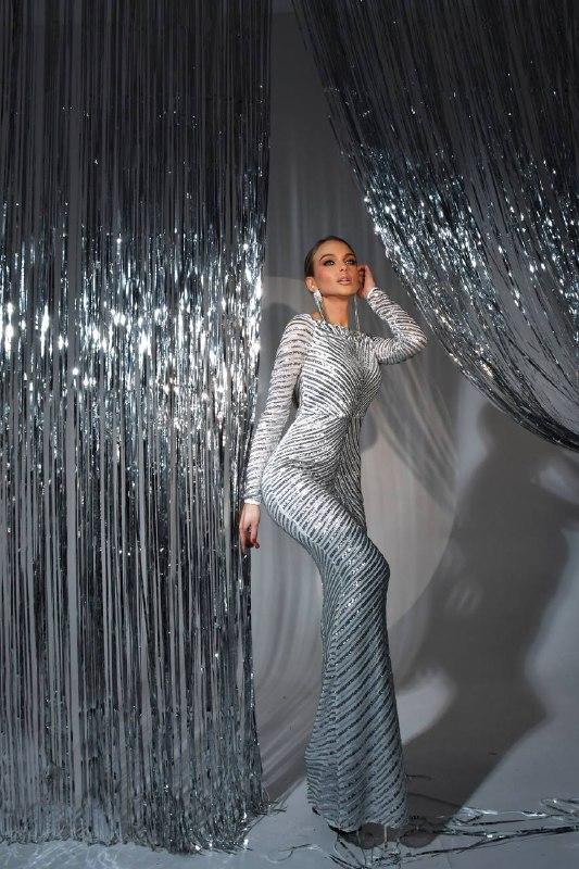 Розкішна блискуча жіноча сукня максі розшита паєтками Sms8845