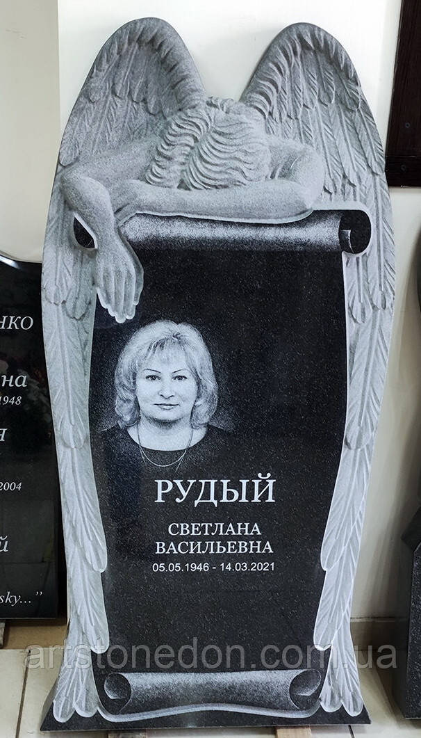 Різьблений пам'ятник з ангелом №451, фото 1