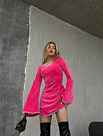 Новогоднее платье мини, приталенное, с широким рукавом, розовое