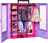 Ігровий набір шафа валіза з лялькою Барбі Barbie Fashionistas Ultimate Closet Doll and Accessories, фото 3