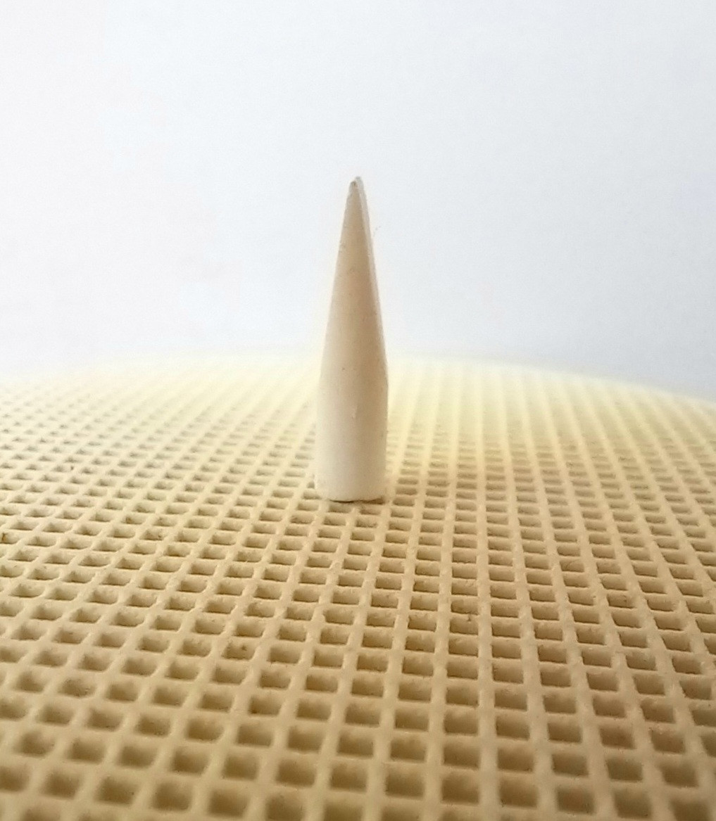 Пін, штифт металокерамічний для фронтальних, передніх зубів, загострений. MARORESKU (Україна), фото 1