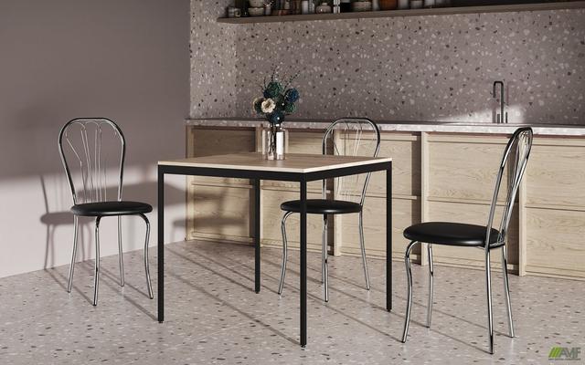 Обеденный стол Турин 800х800 см на кухне со стульями