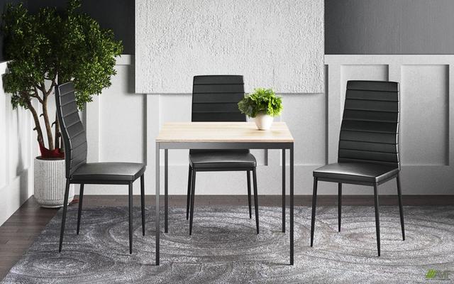 Обеденный стол Турин 800х800 мм квадратнй на кухне со стульями