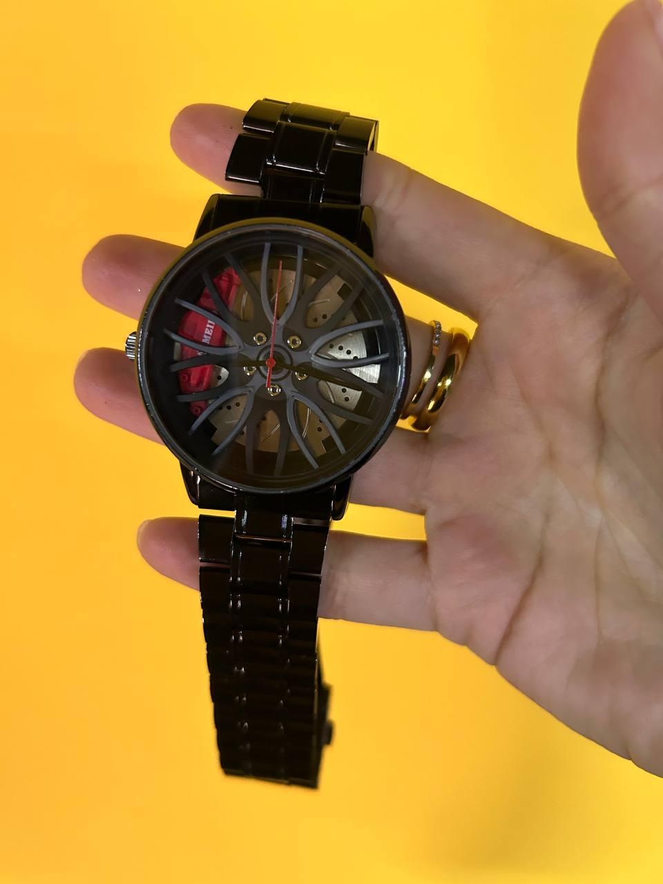 Наручний годинник у стилі колеса з супортами колір чорний із червоним