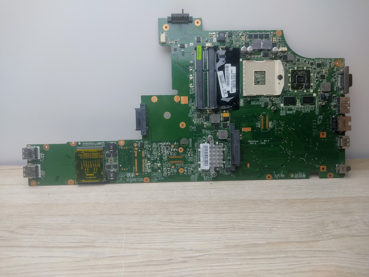 Уцінка! Материнська плата Lenovo ThinkPad Edge 15 DA0GC6MB8F0 Rev:F (G1, HM55, DIS(216-0728018), 2xDDR3 )