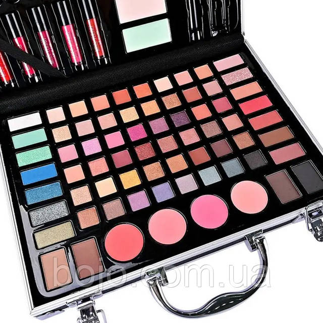 Повний набір косметики в подарунковій валізі Missyoung GM20250-1