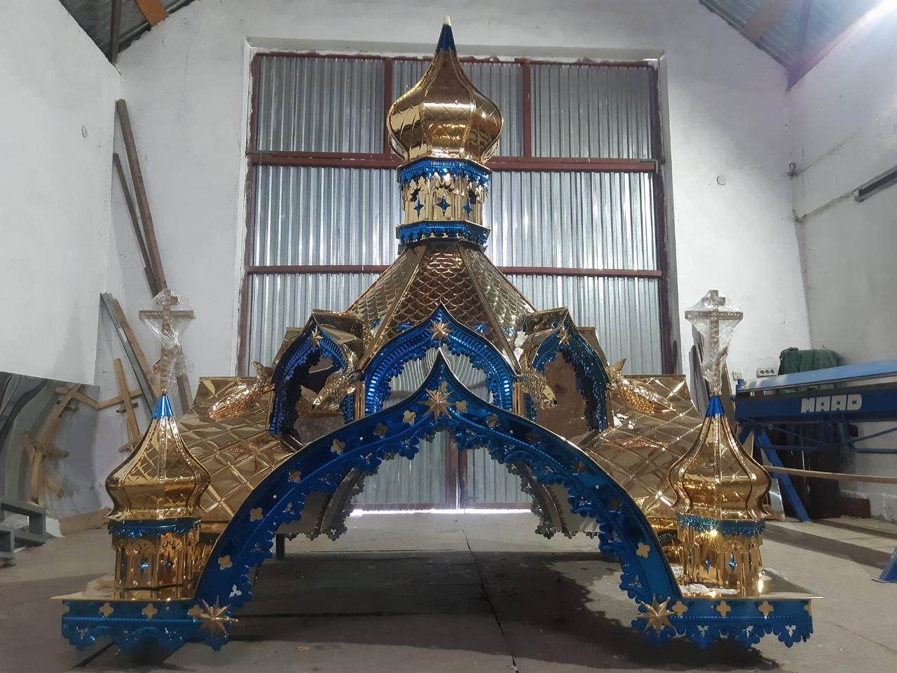 Капличка з 5 куполами із булату, розмір 2х2м
