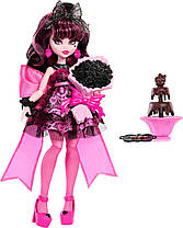 Лялька Монстер Хай Дракулаура Monster High Doll, Draculaura with Accessories and Pet HHK51