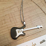 Чоловічий кулон ланцюжок гітара прикрашання біжутерія чорний Fender Stratocaster, фото 6