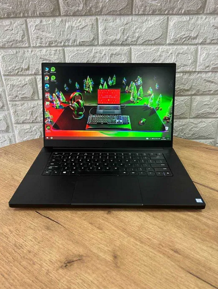 Ноутбук Razer Blade 15.6" FHD IPS 144Hz i7 9750H 16Gb SSD 512Gb RTX 2060 Б/В, фото 1