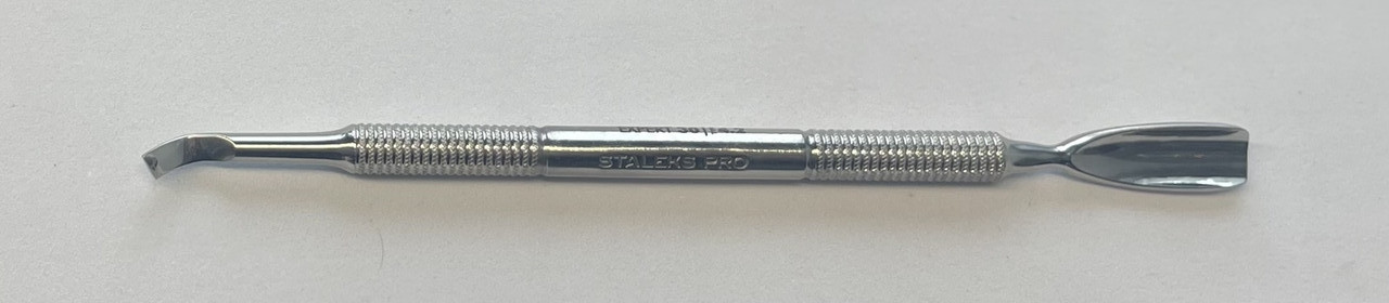 Лопатка манікюрна EXPERT 30 TYPE 4.2, (заокруглений пушер + широка лопата) Staleks
