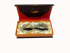 Ручка подарункова Croco 215 ЧОРНИЛЬНА (перова) чорний корпус в подар. уп.