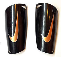 Футбольные щитки Nike Черный