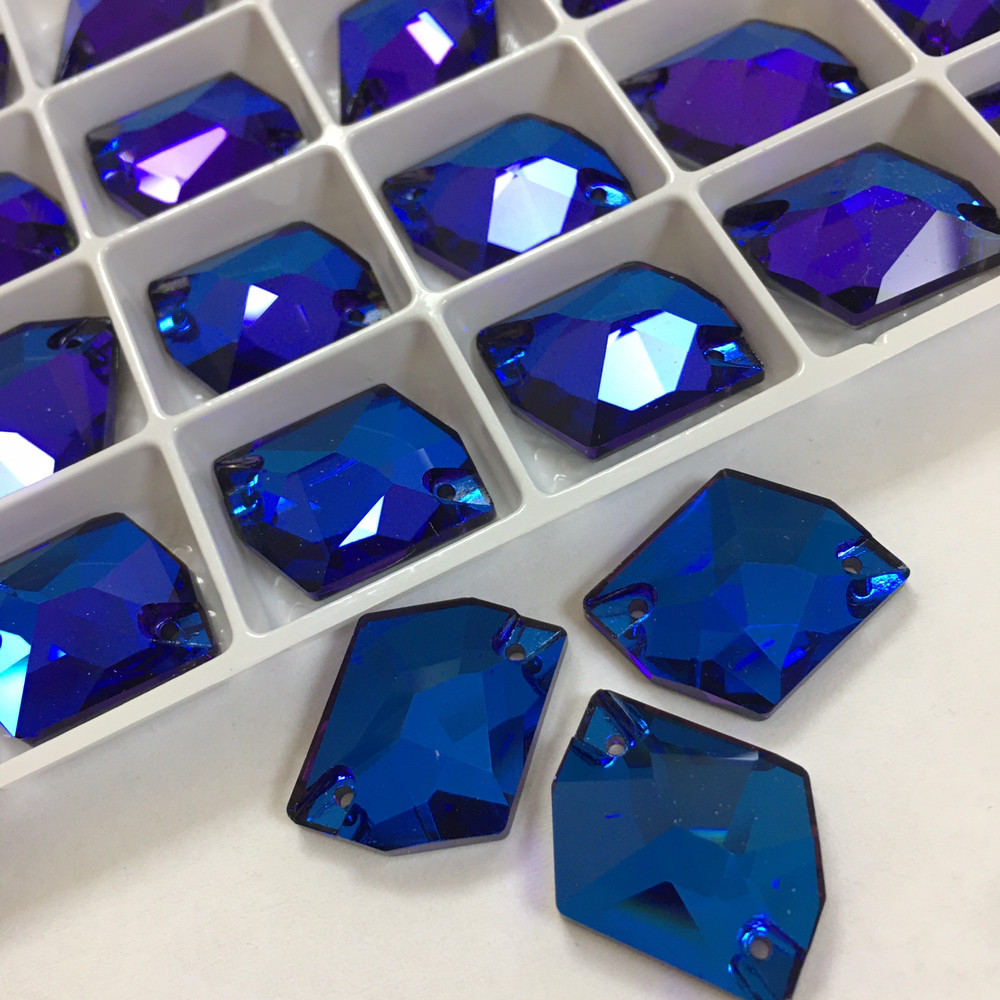 Пришивные стразы Lux, форма Космик, 16x20мм, цвет Bermuda Blue, 1 шт - фото 1 - id-p813488061
