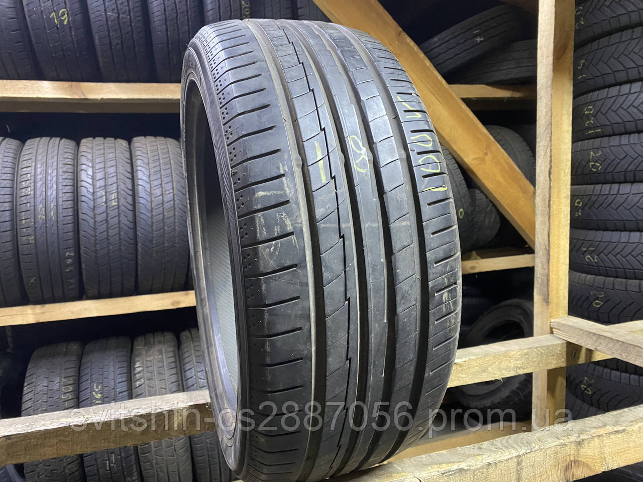 Розпаровка 245/45R18 Yokohama BluEarth-A 7мм 2018рік
