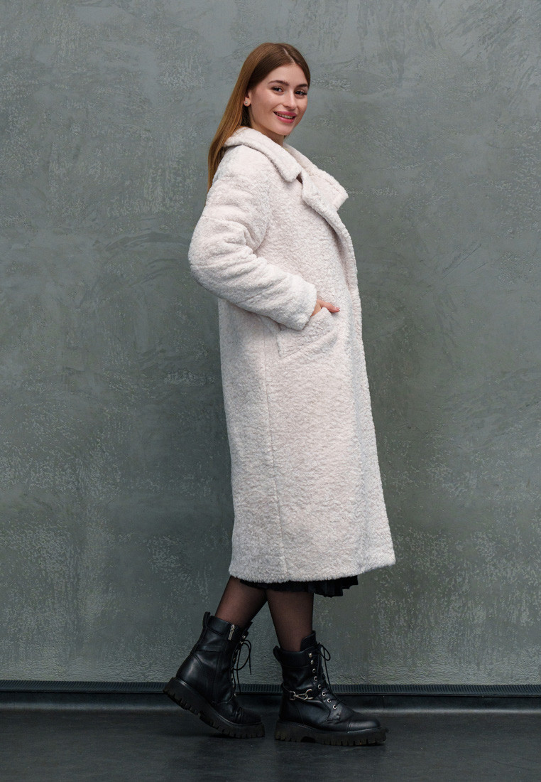 Модная шуба пальто из эко-меха теди с поясом утепленная 42-48 разные цвета молочная 46 - фото 6 - id-p2041510055