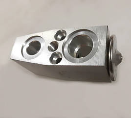 Клапан кондиціонера на комбайн John Deere