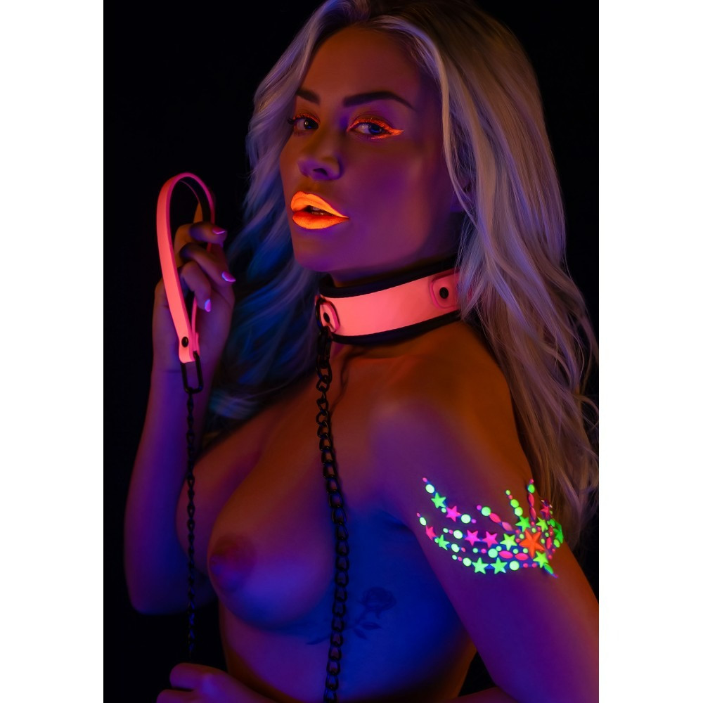 Нашийник з повідцем, що світиться в темряві Taboom Glow In the Dark Collar and Chain Leash, рожевий 18+, фото 1