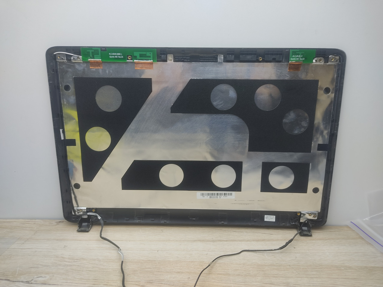 Lenovo Y560 Корпус A (кришка матриці) бу, фото 1