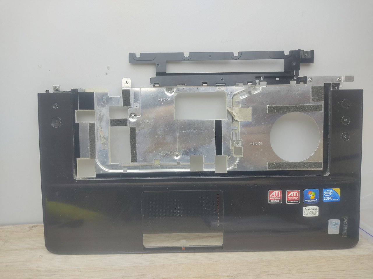 Lenovo Y560 Корпус C (топкейс, середня частина) бу, фото 1