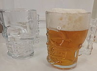 Набор пивных бокалов "Череп" Пивной бокал имеет форму рельефной стеклянной кружки