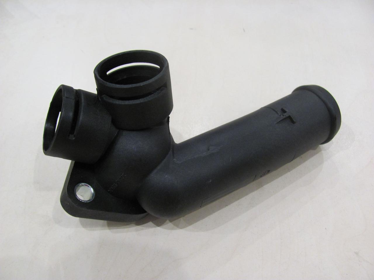 Фланець системи охолодження трійник Volkswagen T4 2.4D 2.5TDI | VERNET WF0188