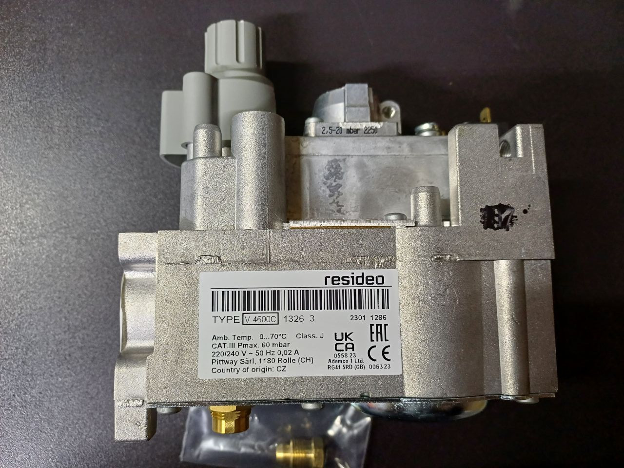 Honeywell V 4600 C 1326