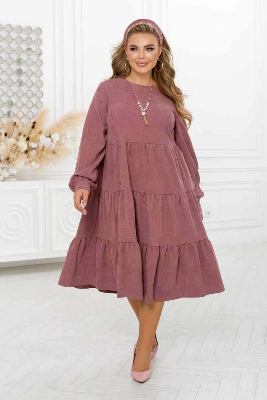 Сукня А-силуету, виконана з м'якого вельвету Розміри: 46-48, 50-52, 54-56, 58-60, 62-64, 66-68