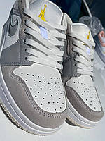 Жіночі кросівки Nike Air Jordan, натуральна шкіра, білі