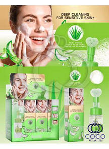 Пінка для вмивання з екстрактом алое з масажною щіточкою 150 ml