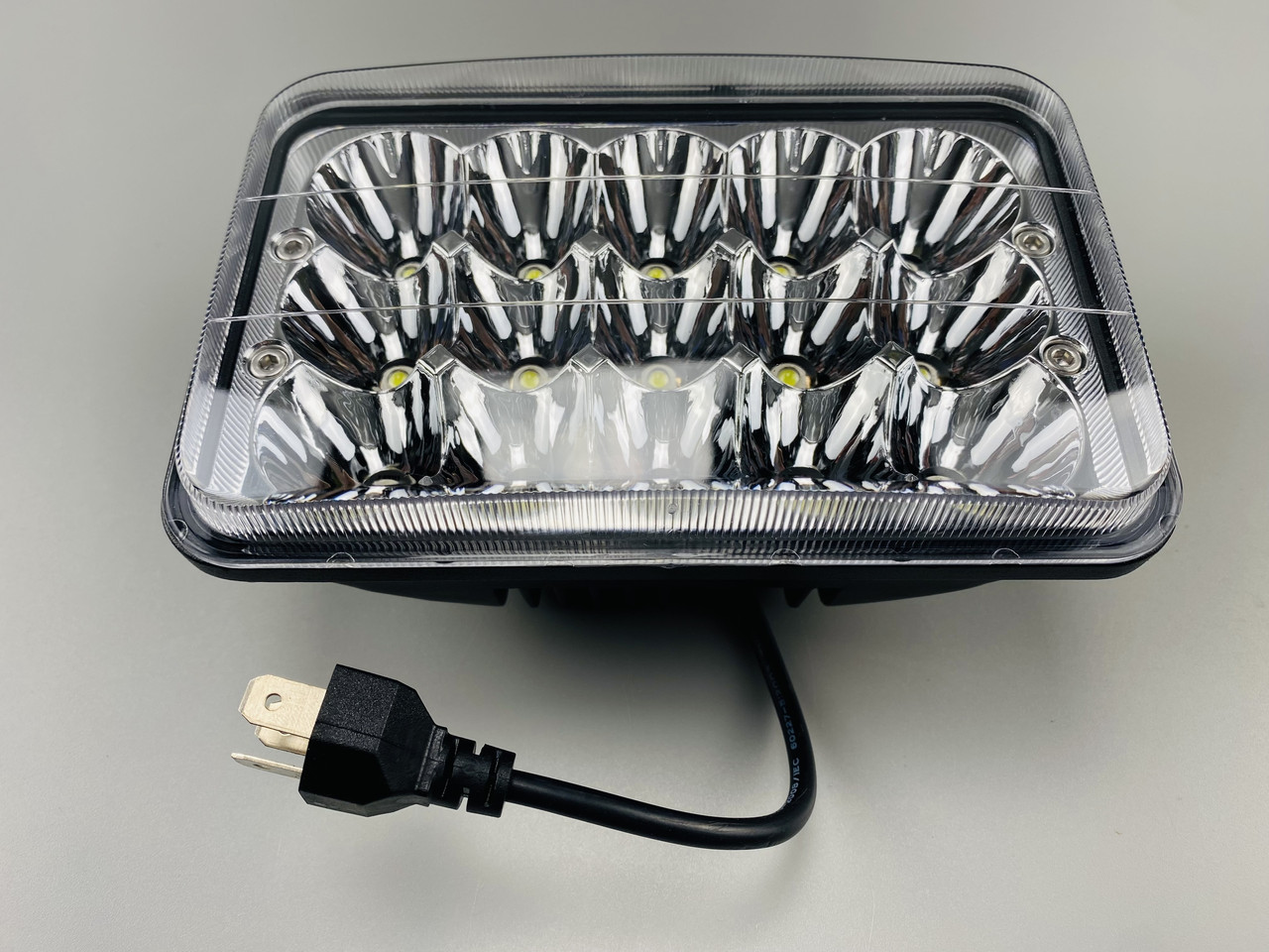 Робоча автомобільна фара LED прямокутна 45W 15 ламп дальній і ближній промінь 10/30V 6000K, фото 1