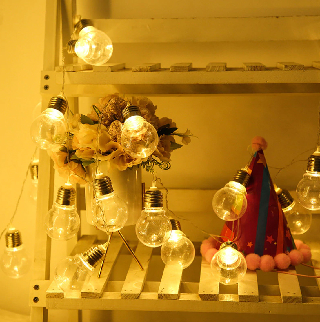 Світлодіодна гірлянда Лампочки 40мм на ялинку 12 LED 5м перехідник білий теплий, фото 1