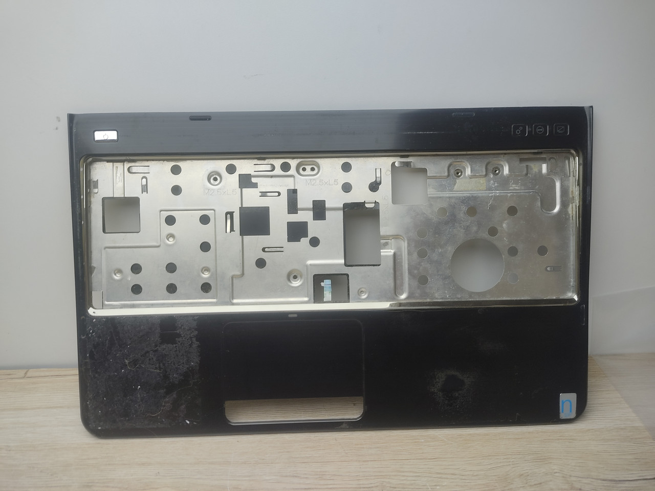 Dell Inspiron N5110 Корпус C (топкейс, середня частина) бу ##