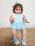 Велика 60 см реалістична лялька Реборн (Reborn) доросла дівчинка з гарним волоссям та м'яким тілом, як справжня жива дитина, фото 6