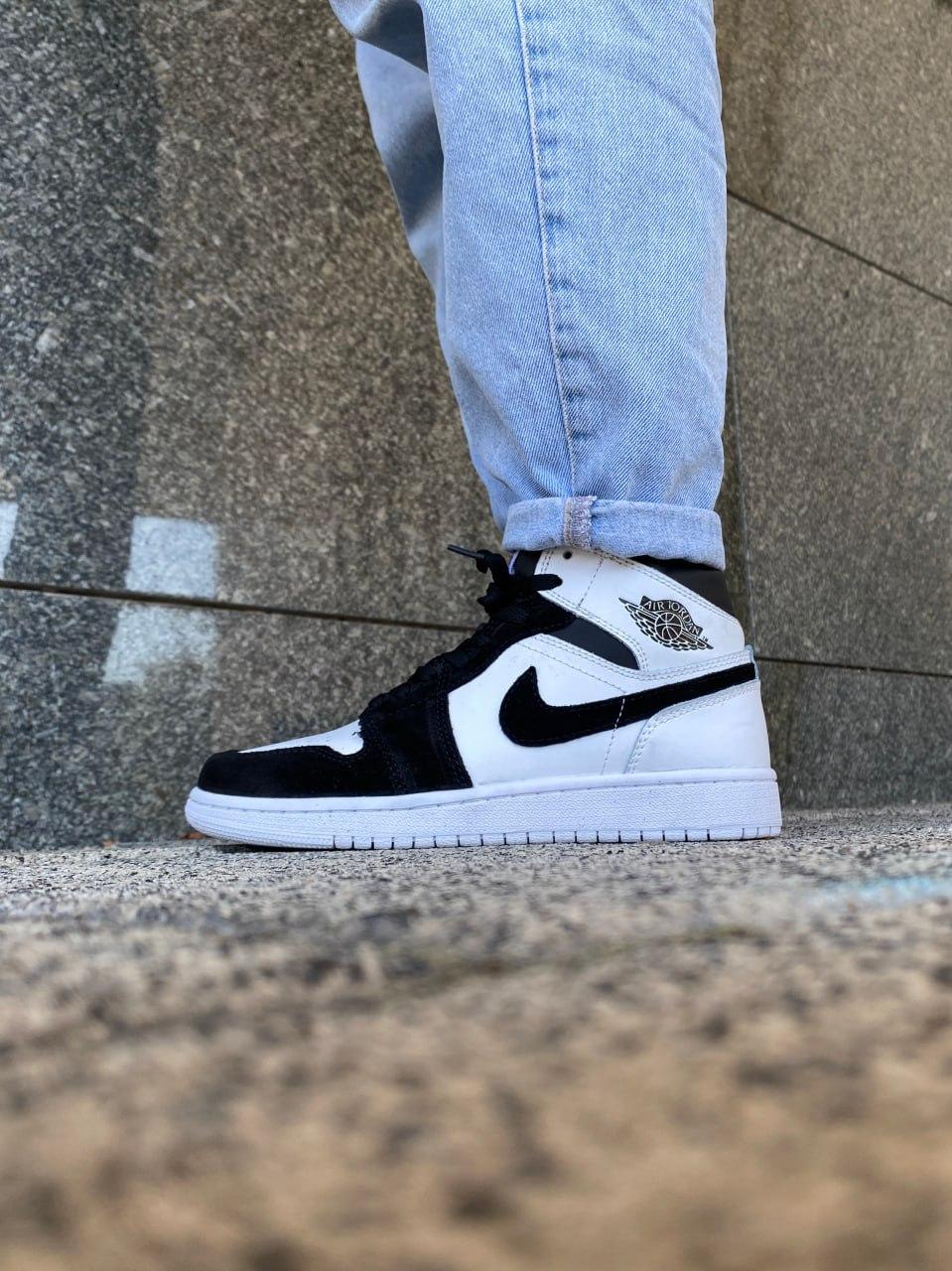 Жіночі кросівки Джордан Jordan 1 High White Black (хутро) ALL13741
