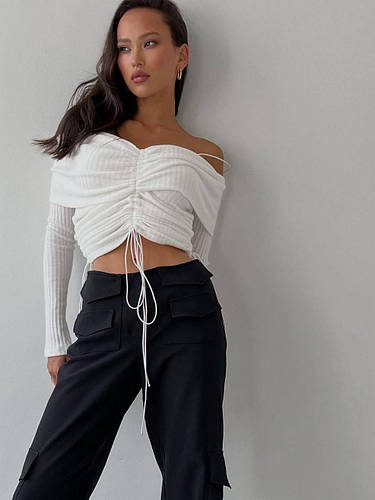 Топик кофта с длинным рукавом и открытыми плечами женская в рубчик на ...