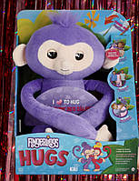 Интерактивная игрушка Fingerlings Hugs