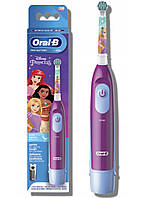 Детская электрическая зубная щетка Braun Oral-B DB5 Принцессы Дисней 3+