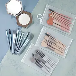 Набір пензликів з 8шт в силіконовому чохлі