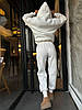 Молочний жіночий теплий повсякденний базовий костюм із тринитки на флісі: Штани та Кофта на блискавці з капюшоном, фото 6