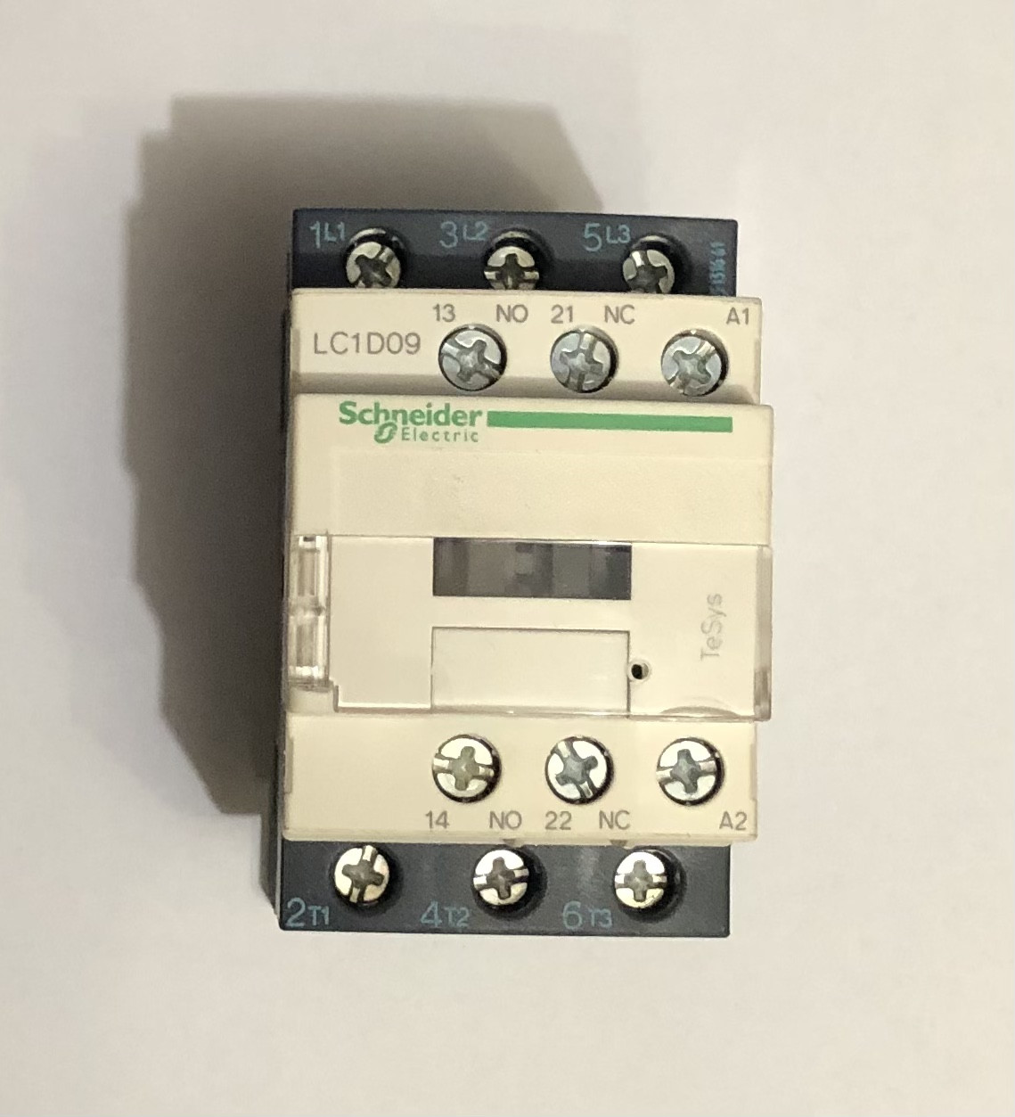 Контактор Schneider LC1D09F7 9А котушка 110В 1NO+1NC