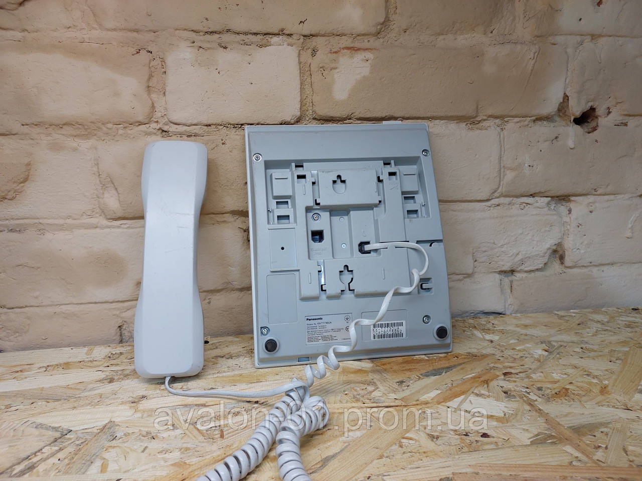 1 стаціонарний, дротовий, телефон - Panasonic KX-T7730 (для дому, офісу,  магазину, лікарні, ВЧ) (ID#2043571594), ціна: 410 ?, купити на Prom.ua