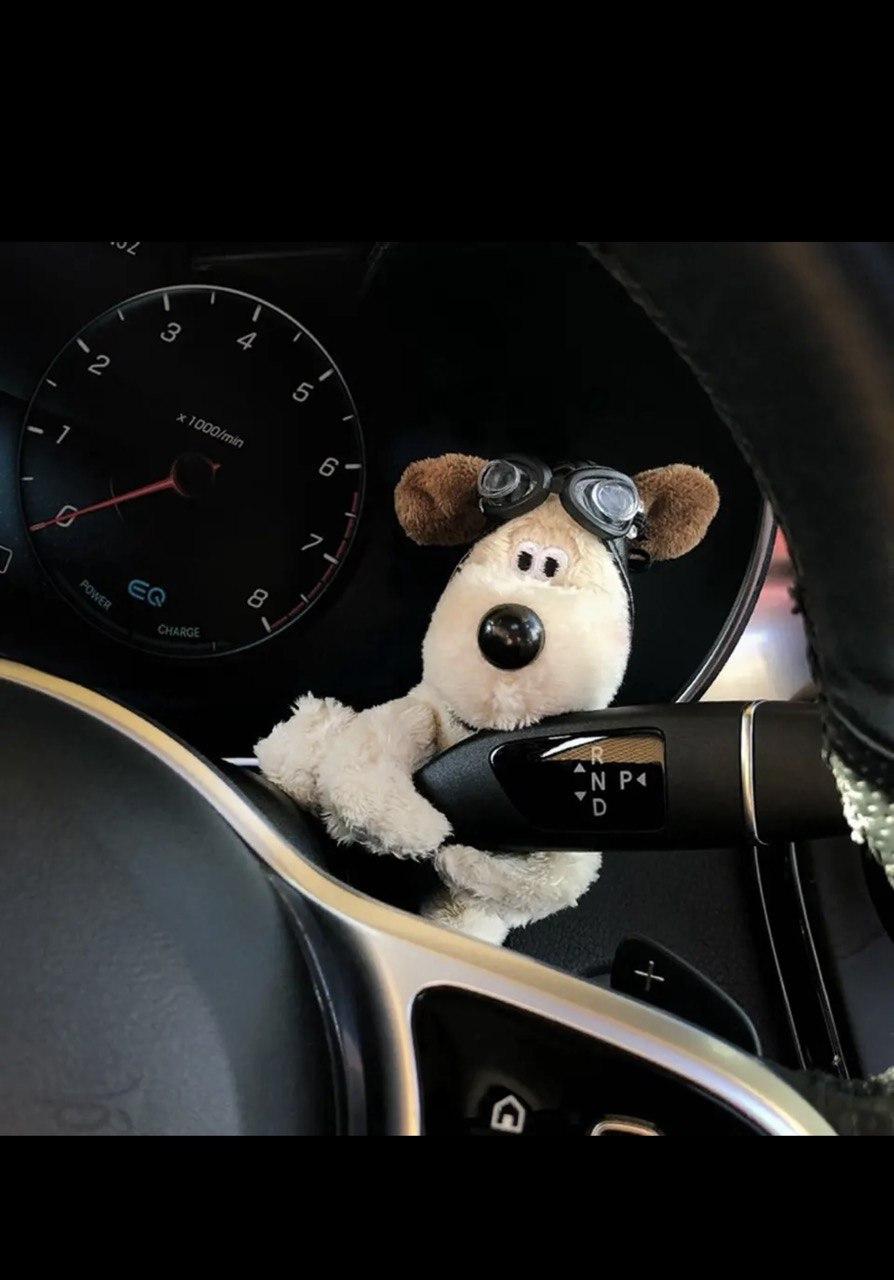 Автомобільний плюшевий брелок Собачка в авто на ручку перемикання повороту Wallace Gromit