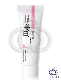 Для очищення та делікатного вибілювання шкіри обличчя ідеальним засобом є пінка з ніацинамідом фірми Image