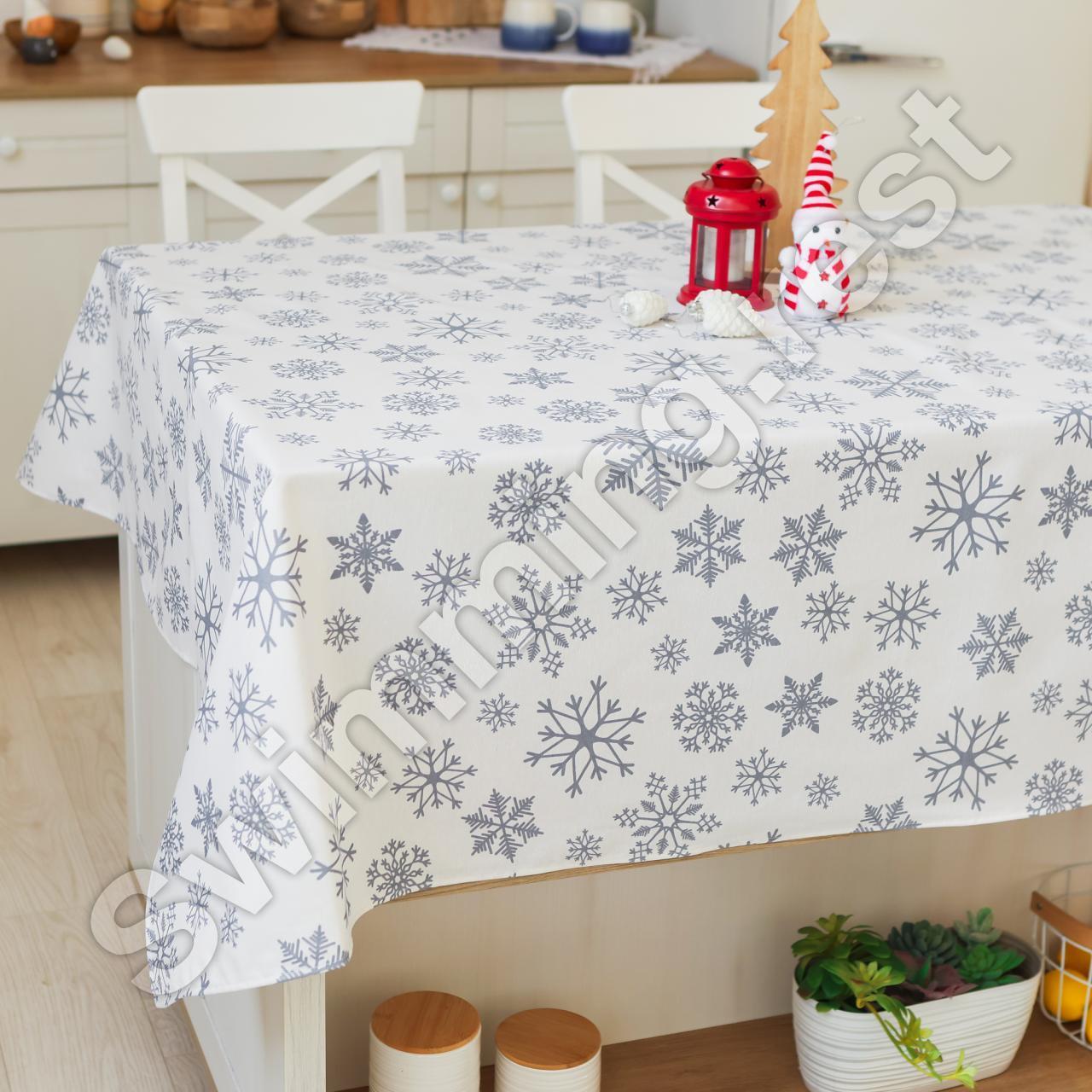 Новорічна лляна бавовняна скатертина 110х150 см на обідній стіл "Сніжинки сірі на білому", фото 1