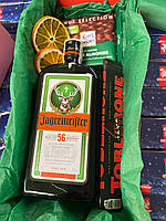 Мужской Бокс с ликером Jagermeister. Подарочный набор на Новый Год парню, мужу. Новогодний подарок