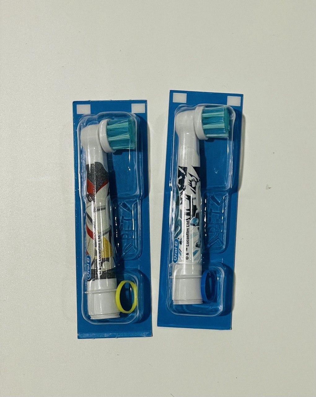 Насадки для дитячої електричної зубної щітки ORAL-B Стар Варс 2 шт.