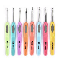 Набор крючков 8 шт. с разноцветными ручками