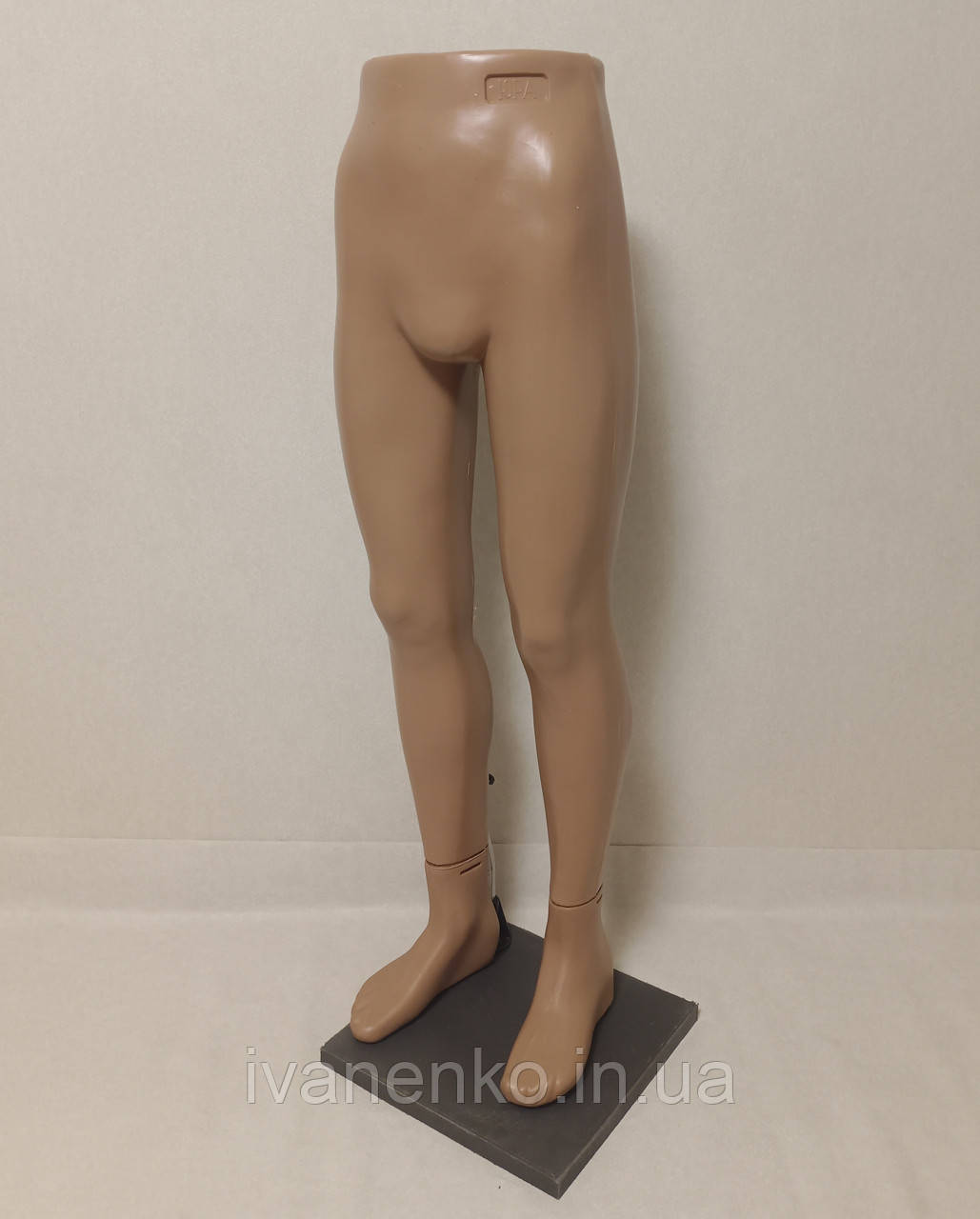 Манекен чоловічих ніг "Юра" на підставці, фото 1