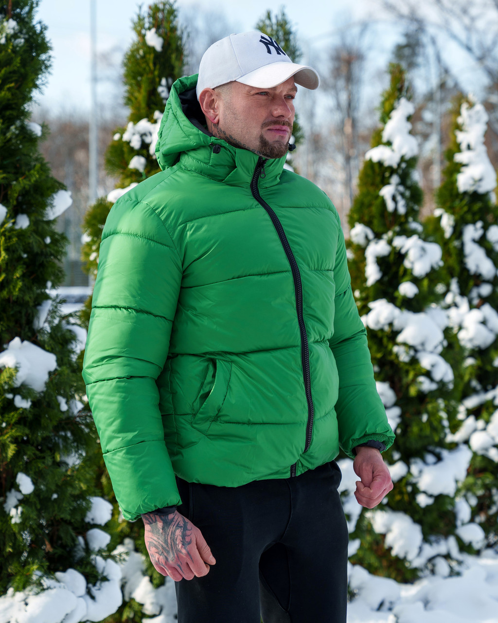 Яскравий короткий чоловічий пуховик на пуху зелений, фото 1